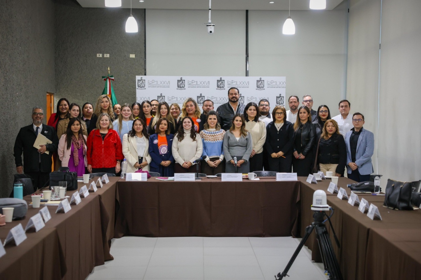 Conferencista en el Foro “Violencia Vicaria”, por el H. Congreso del Estado de Nuevo León,